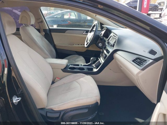 Photo 4 VIN: 5NPE24AF5FH227819 - HYUNDAI SONATA 