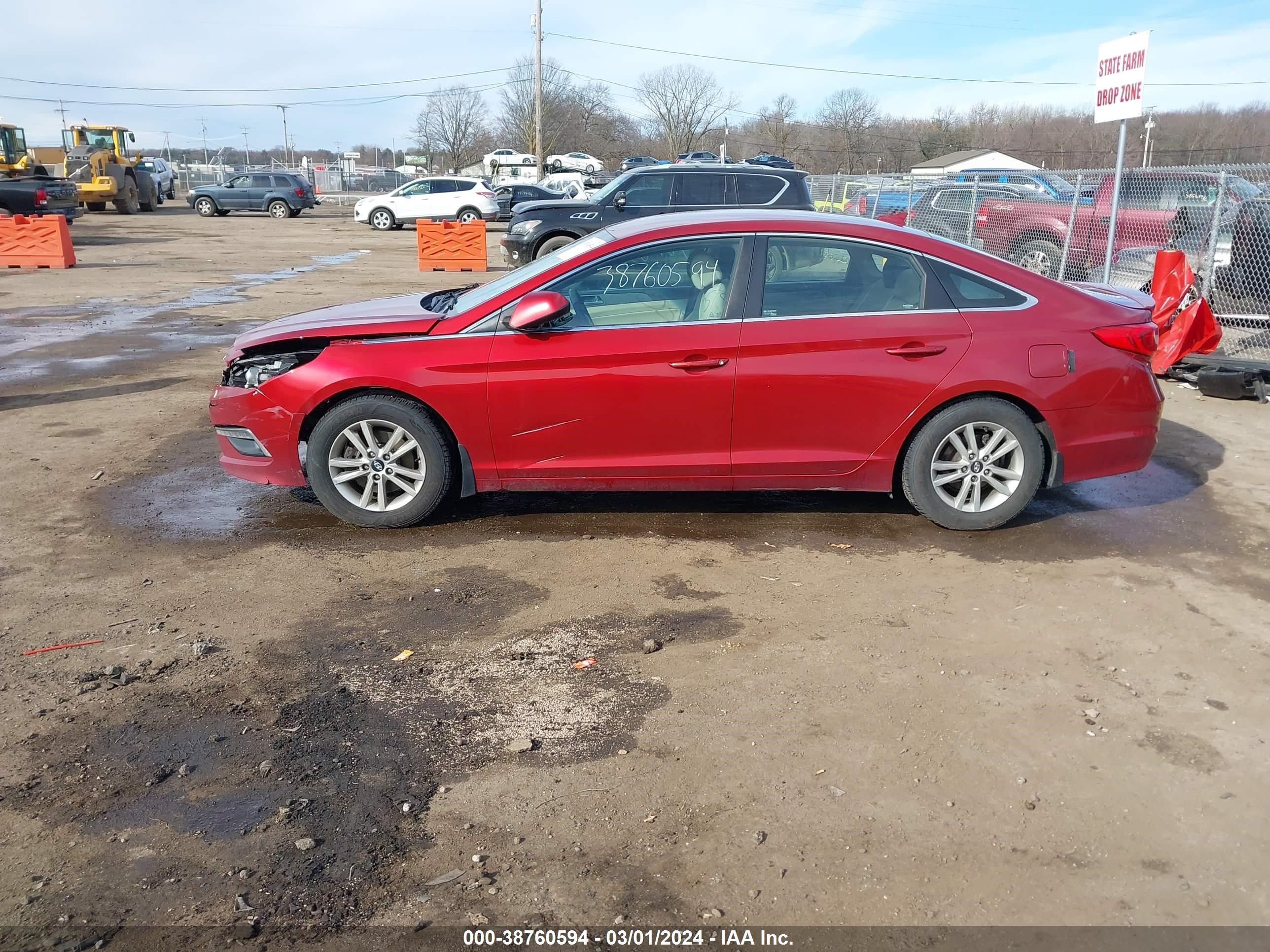 Photo 13 VIN: 5NPE24AF5FH237346 - HYUNDAI SONATA 