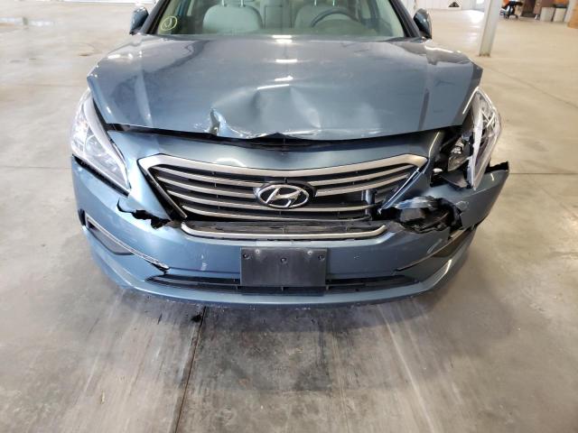 Photo 8 VIN: 5NPE24AF5FH242157 - HYUNDAI SONATA SE 