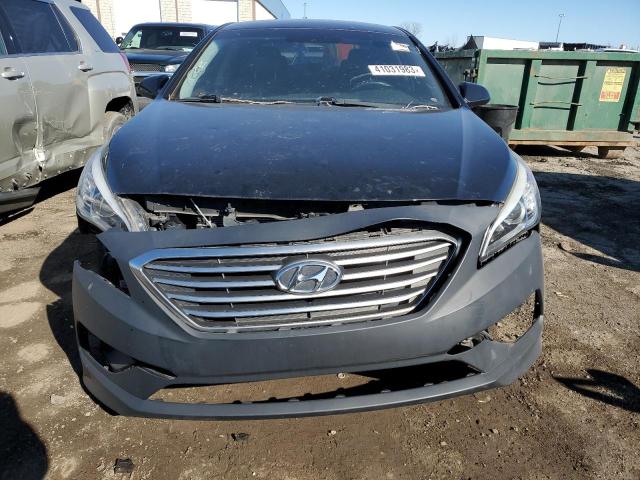 Photo 4 VIN: 5NPE24AF5FH250565 - HYUNDAI SONATA SE 