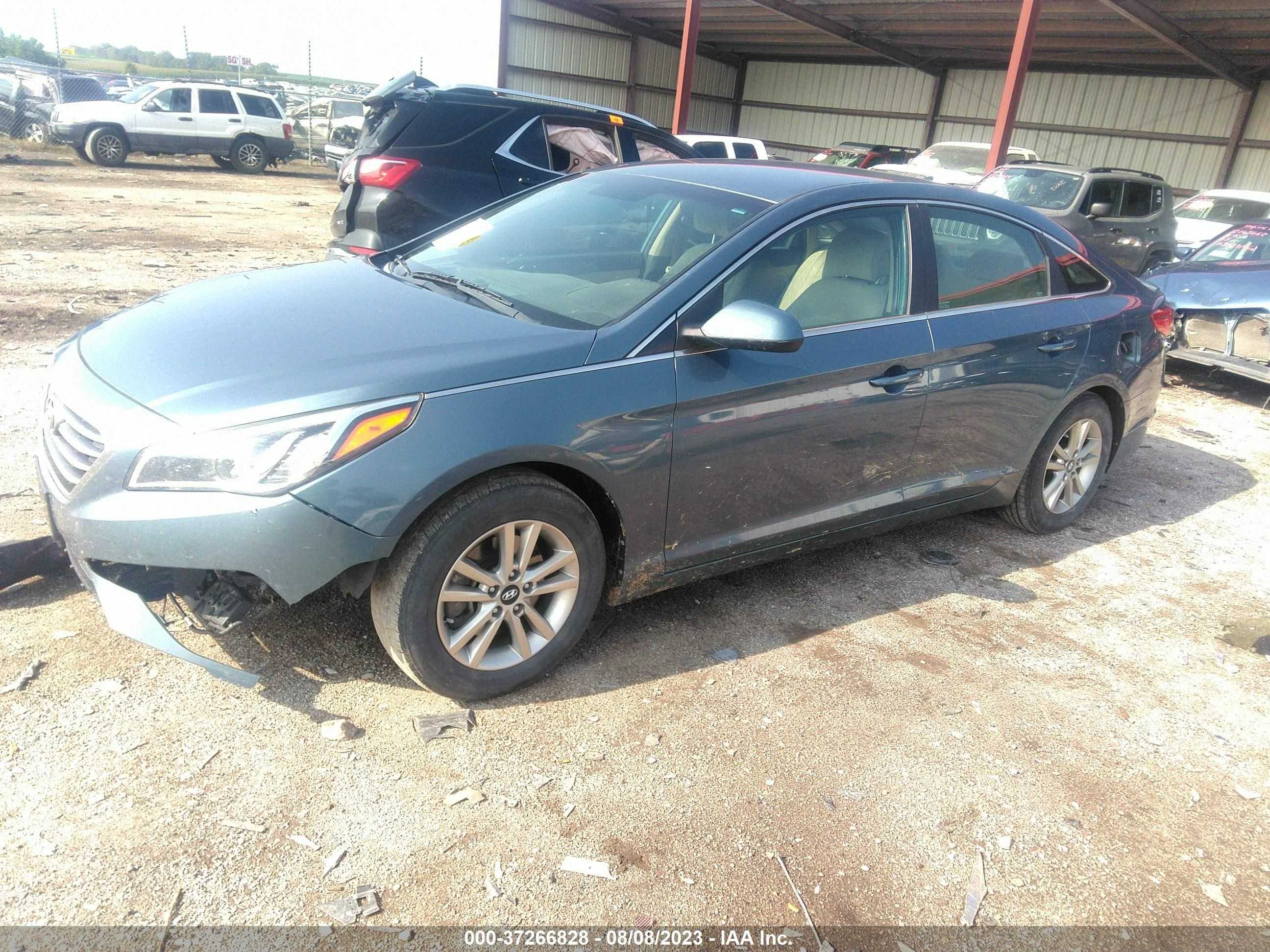 Photo 1 VIN: 5NPE24AF5GH265858 - HYUNDAI SONATA 