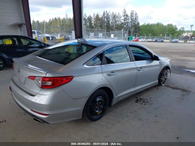 Photo 3 VIN: 5NPE24AF5GH267349 - HYUNDAI SONATA 