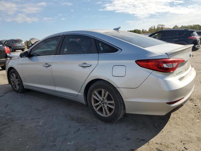 Photo 1 VIN: 5NPE24AF5GH273636 - HYUNDAI SONATA SE 