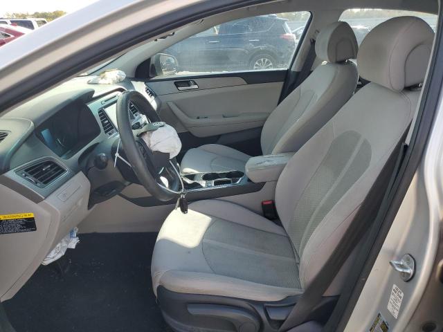 Photo 6 VIN: 5NPE24AF5GH273636 - HYUNDAI SONATA SE 