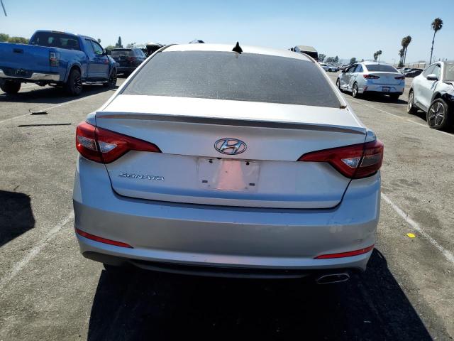 Photo 5 VIN: 5NPE24AF5GH280649 - HYUNDAI SONATA SE 