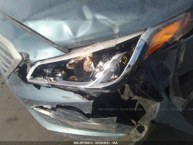 Photo 5 VIN: 5NPE24AF5GH282398 - HYUNDAI SONATA 