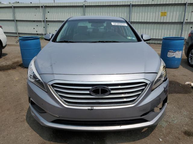 Photo 4 VIN: 5NPE24AF5GH287195 - HYUNDAI SONATA SE 