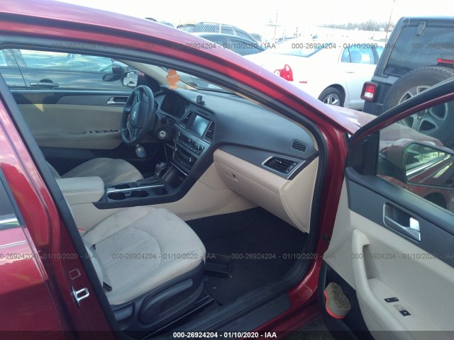 Photo 4 VIN: 5NPE24AF5GH288637 - HYUNDAI SONATA 