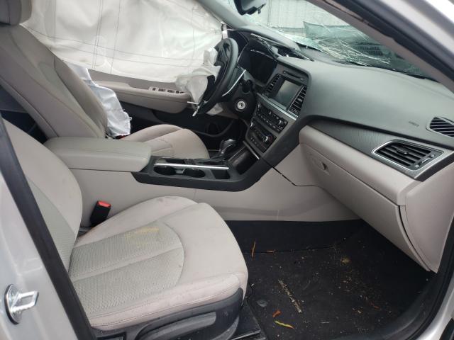 Photo 4 VIN: 5NPE24AF5GH290307 - HYUNDAI SONATA SE 