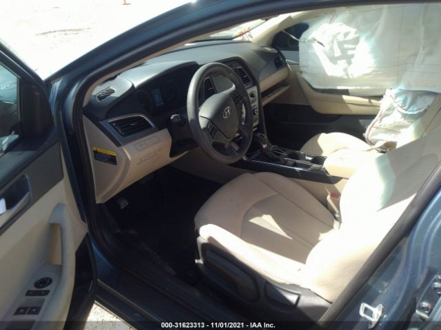 Photo 4 VIN: 5NPE24AF5GH307977 - HYUNDAI SONATA 