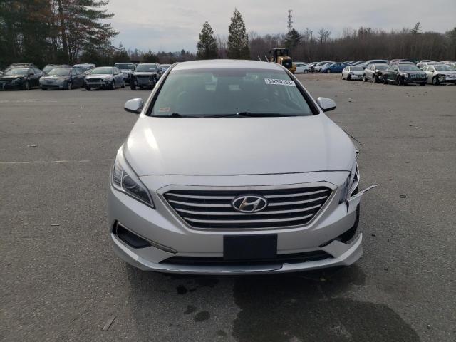 Photo 4 VIN: 5NPE24AF5GH310541 - HYUNDAI SONATA SE 