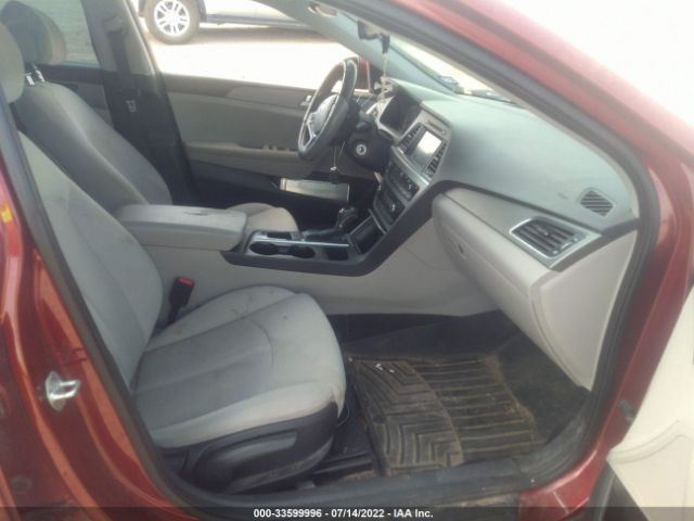 Photo 4 VIN: 5NPE24AF5GH323970 - HYUNDAI SONATA 