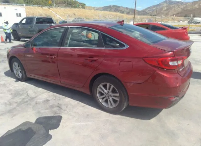 Photo 2 VIN: 5NPE24AF5GH334029 - HYUNDAI SONATA 