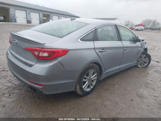 Photo 3 VIN: 5NPE24AF5GH338811 - HYUNDAI SONATA 