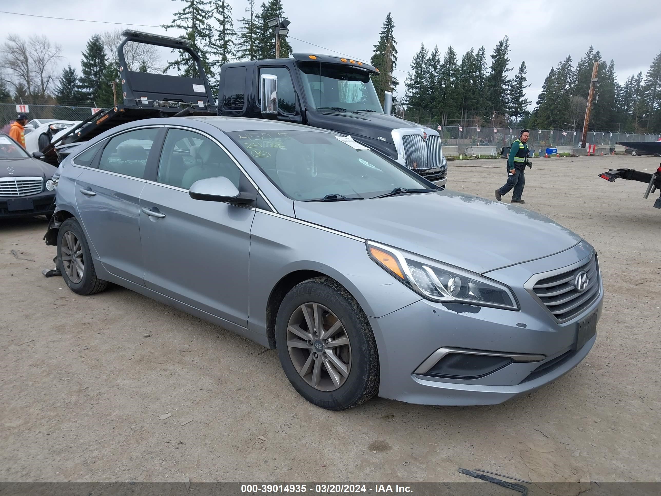 Photo 0 VIN: 5NPE24AF5GH345628 - HYUNDAI SONATA 