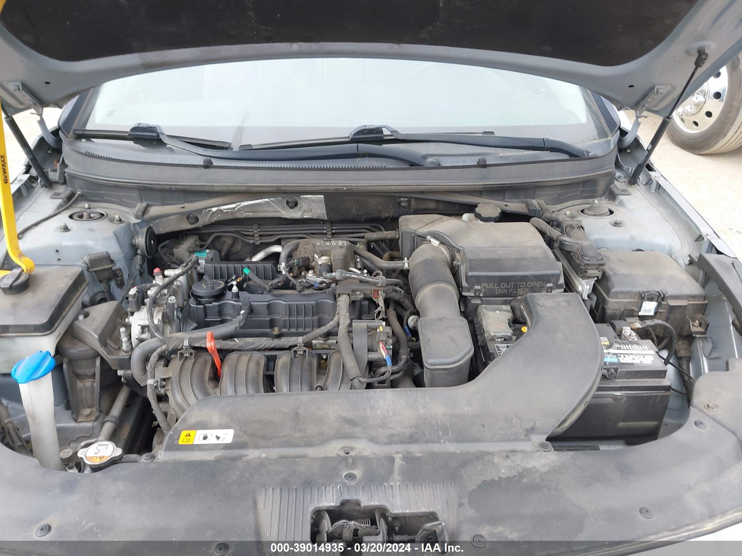 Photo 9 VIN: 5NPE24AF5GH345628 - HYUNDAI SONATA 