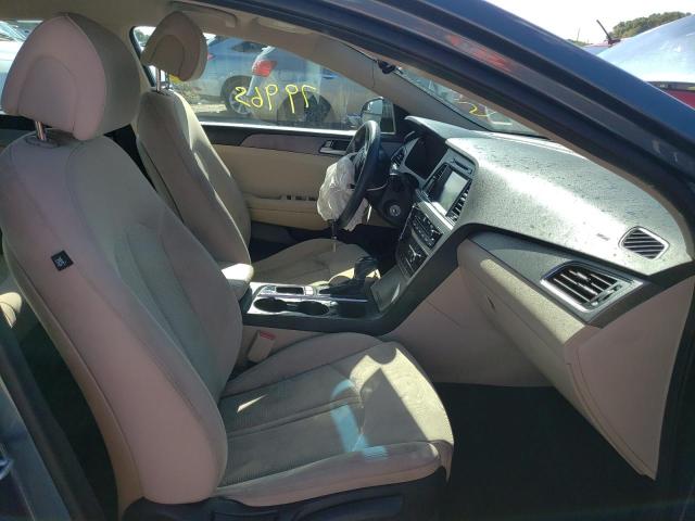 Photo 4 VIN: 5NPE24AF5GH347069 - HYUNDAI SONATA SE 