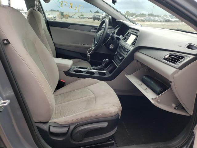 Photo 4 VIN: 5NPE24AF5GH361733 - HYUNDAI SONATA SE 