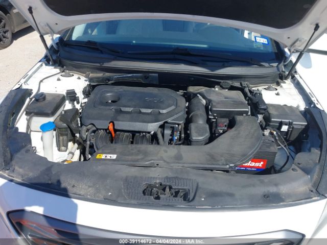 Photo 9 VIN: 5NPE24AF5GH362106 - HYUNDAI SONATA 