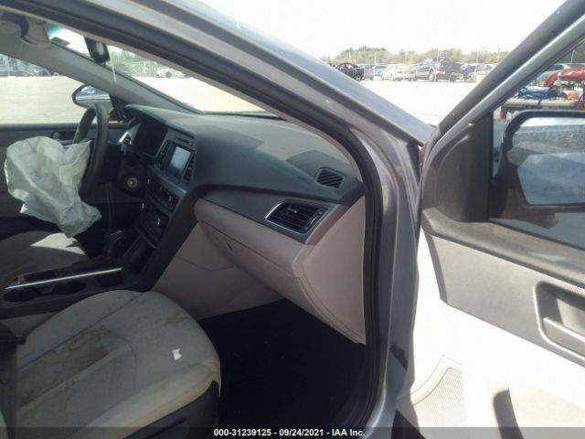 Photo 4 VIN: 5NPE24AF5GH362252 - HYUNDAI SONATA 