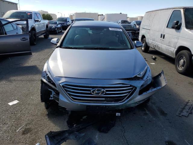 Photo 4 VIN: 5NPE24AF5GH363076 - HYUNDAI SONATA SE 