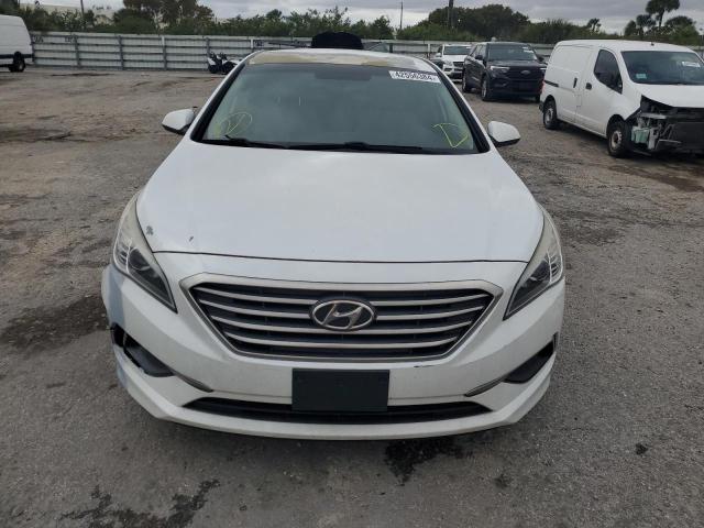 Photo 4 VIN: 5NPE24AF5GH366639 - HYUNDAI SONATA SE 