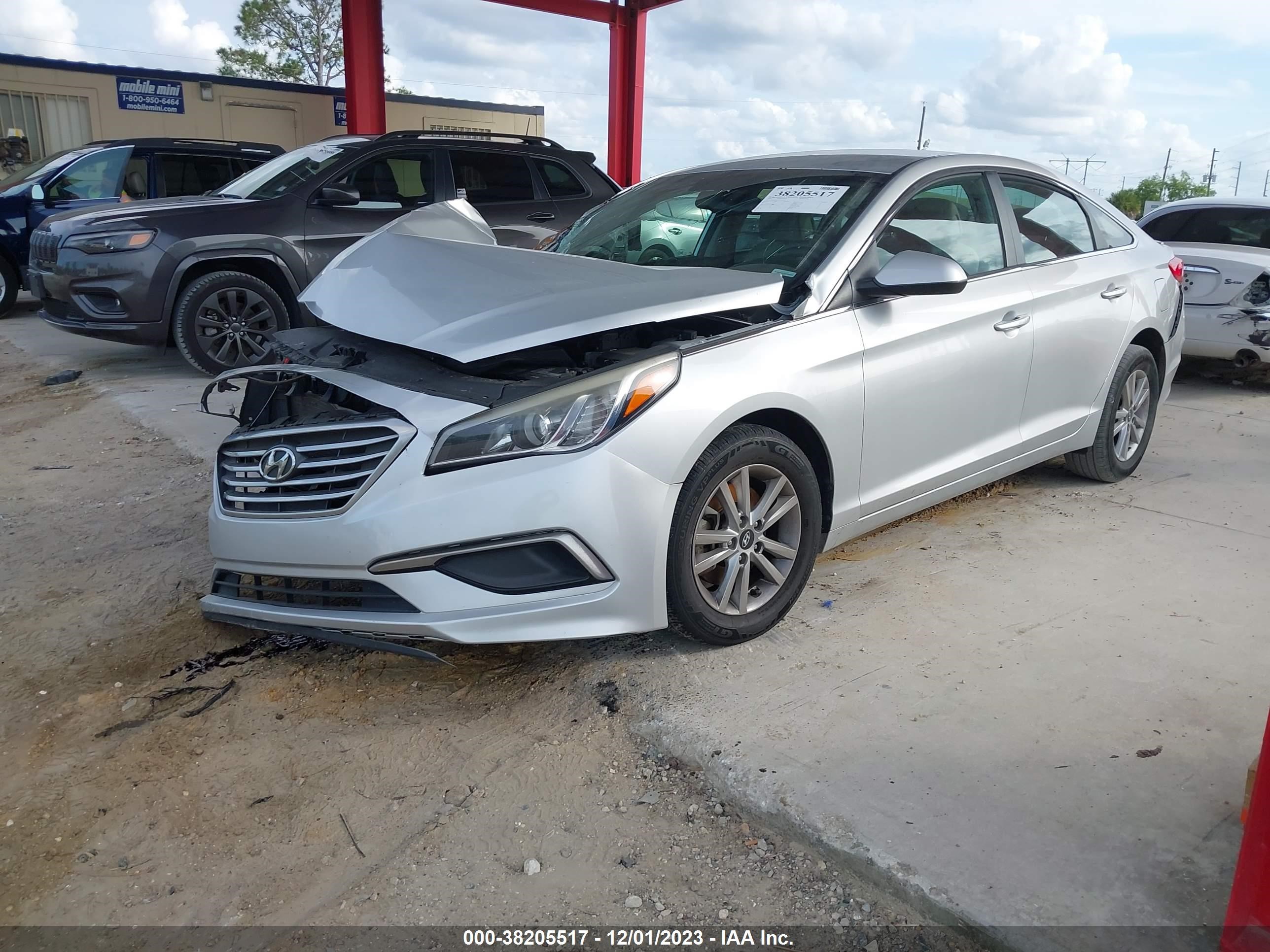 Photo 1 VIN: 5NPE24AF5GH374238 - HYUNDAI SONATA 