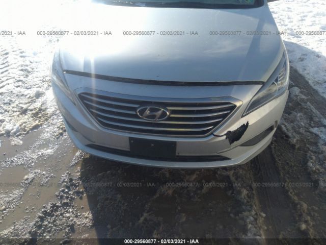 Photo 5 VIN: 5NPE24AF5GH375051 - HYUNDAI SONATA 