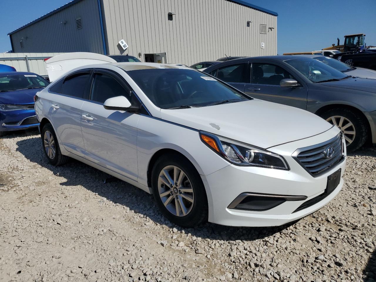 Photo 3 VIN: 5NPE24AF5GH377513 - HYUNDAI SONATA 