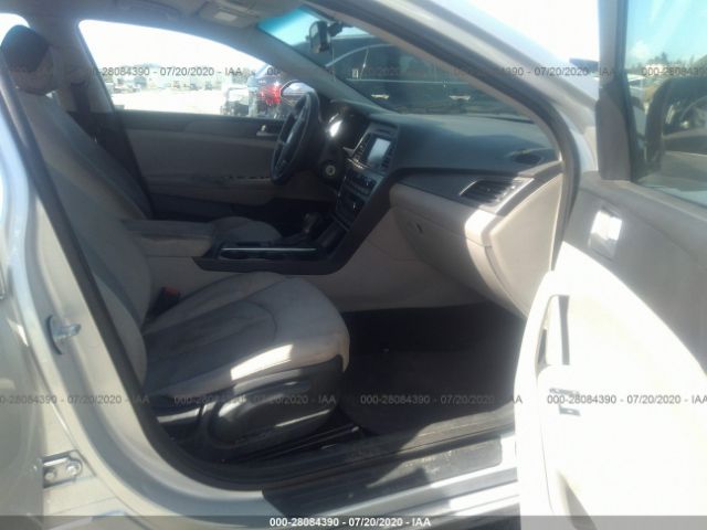 Photo 4 VIN: 5NPE24AF5GH384672 - HYUNDAI SONATA 