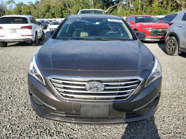 Photo 4 VIN: 5NPE24AF5GH385000 - HYUNDAI SONATA SE 