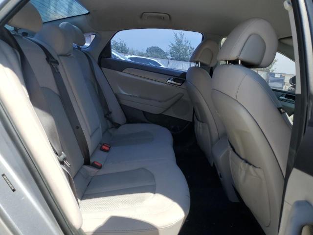 Photo 9 VIN: 5NPE24AF5GH387118 - HYUNDAI SONATA SE 