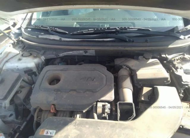 Photo 9 VIN: 5NPE24AF5GH397115 - HYUNDAI SONATA 