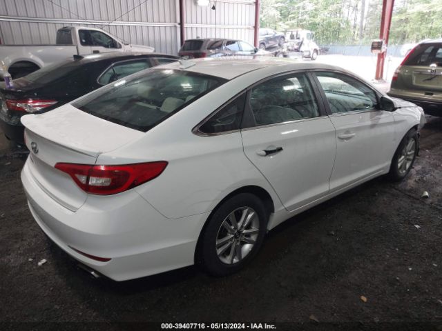 Photo 3 VIN: 5NPE24AF5GH402426 - HYUNDAI SONATA 