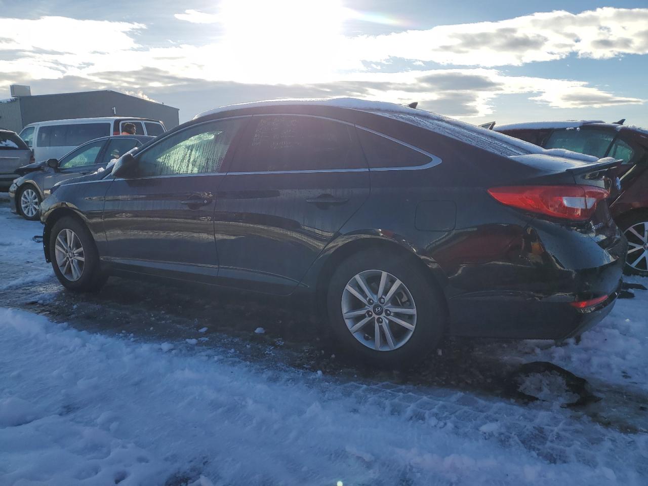 Photo 1 VIN: 5NPE24AF5GH409845 - HYUNDAI SONATA 