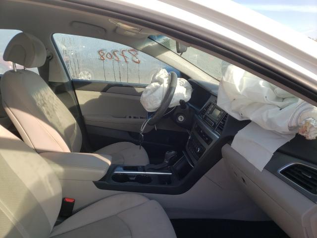 Photo 4 VIN: 5NPE24AF5GH416939 - HYUNDAI SONATA SE 