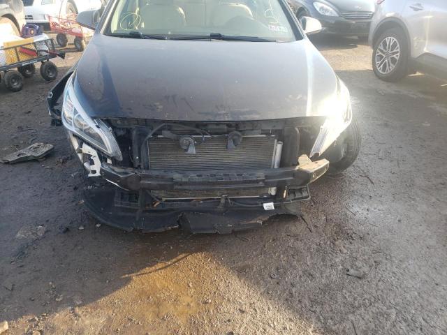 Photo 8 VIN: 5NPE24AF5HH448971 - HYUNDAI SONATA SE 