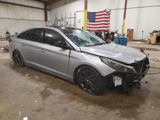 Photo 3 VIN: 5NPE24AF5HH449747 - HYUNDAI SONATA 