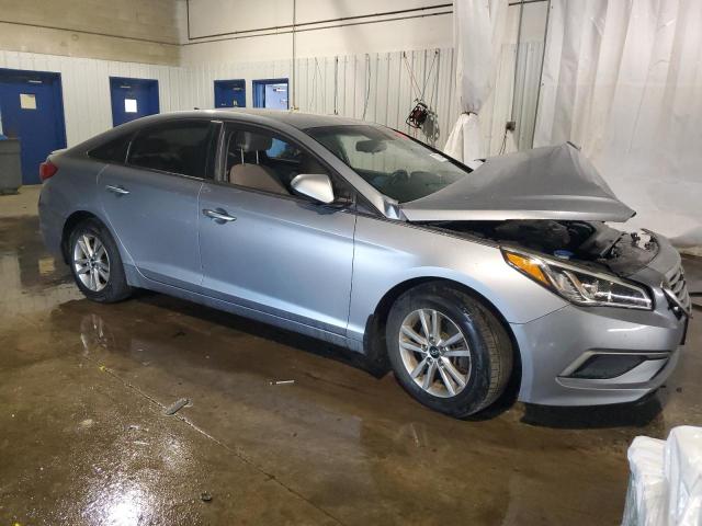 Photo 3 VIN: 5NPE24AF5HH455337 - HYUNDAI SONATA SE 