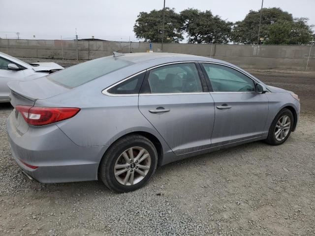 Photo 2 VIN: 5NPE24AF5HH461476 - HYUNDAI SONATA SE 