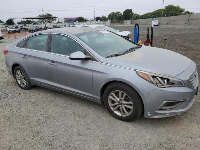 Photo 3 VIN: 5NPE24AF5HH461476 - HYUNDAI SONATA SE 