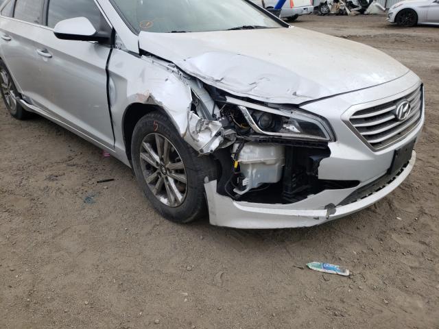 Photo 8 VIN: 5NPE24AF5HH465110 - HYUNDAI SONATA SE 