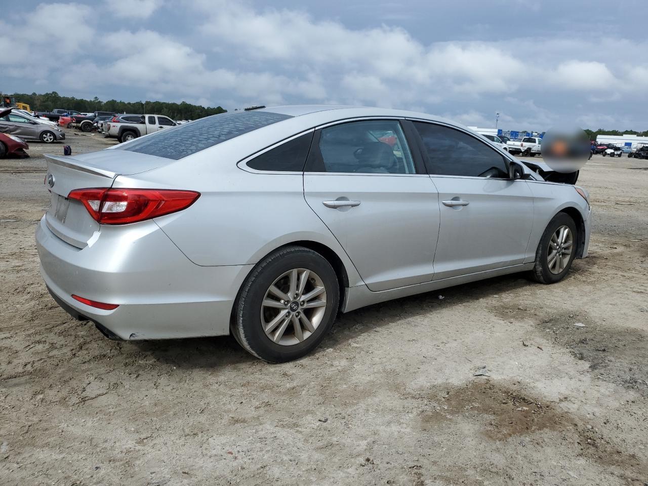 Photo 2 VIN: 5NPE24AF5HH468525 - HYUNDAI SONATA 