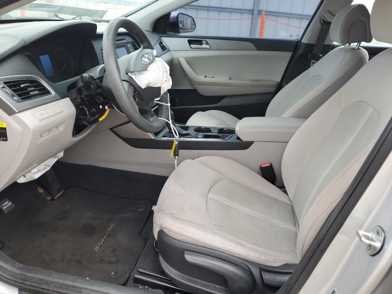 Photo 6 VIN: 5NPE24AF5HH468525 - HYUNDAI SONATA 