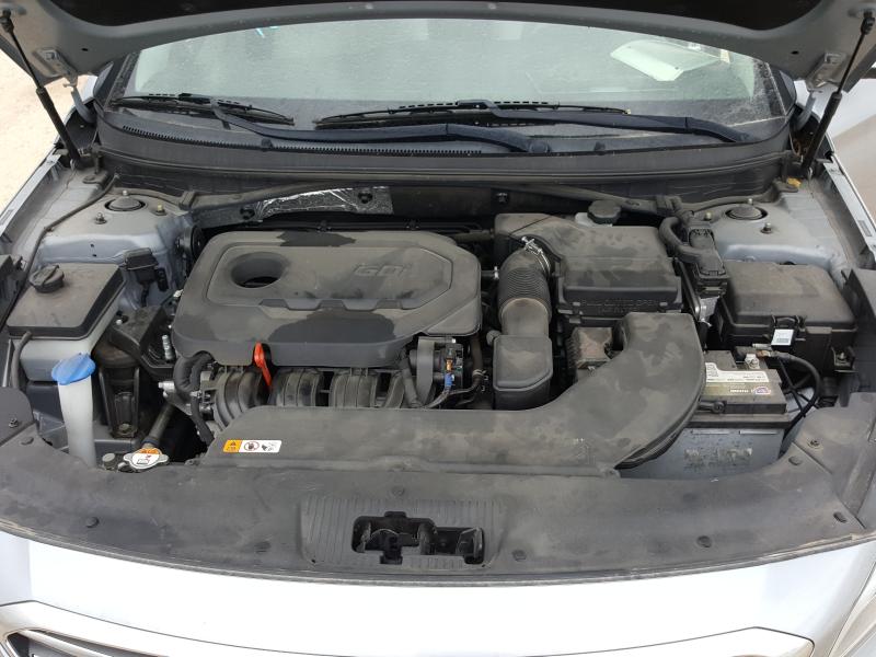 Photo 6 VIN: 5NPE24AF5HH499242 - HYUNDAI SONATA SE 