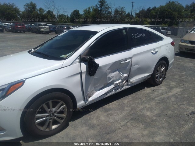 Photo 5 VIN: 5NPE24AF5HH502446 - HYUNDAI SONATA 