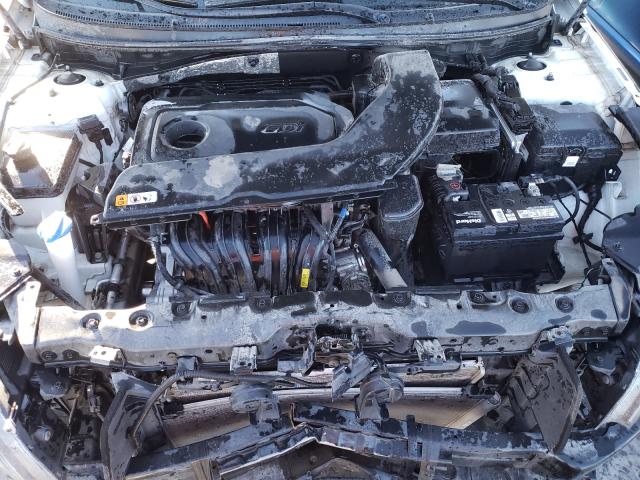 Photo 6 VIN: 5NPE24AF5HH506593 - HYUNDAI SONATA SE 