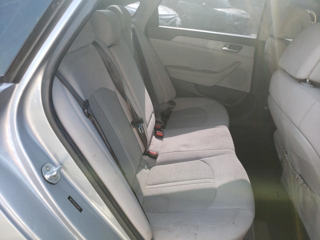 Photo 5 VIN: 5NPE24AF5HH518422 - HYUNDAI SONATA SE 