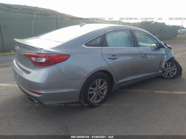 Photo 3 VIN: 5NPE24AF5HH522437 - HYUNDAI SONATA 