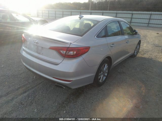 Photo 3 VIN: 5NPE24AF5HH529646 - HYUNDAI SONATA 